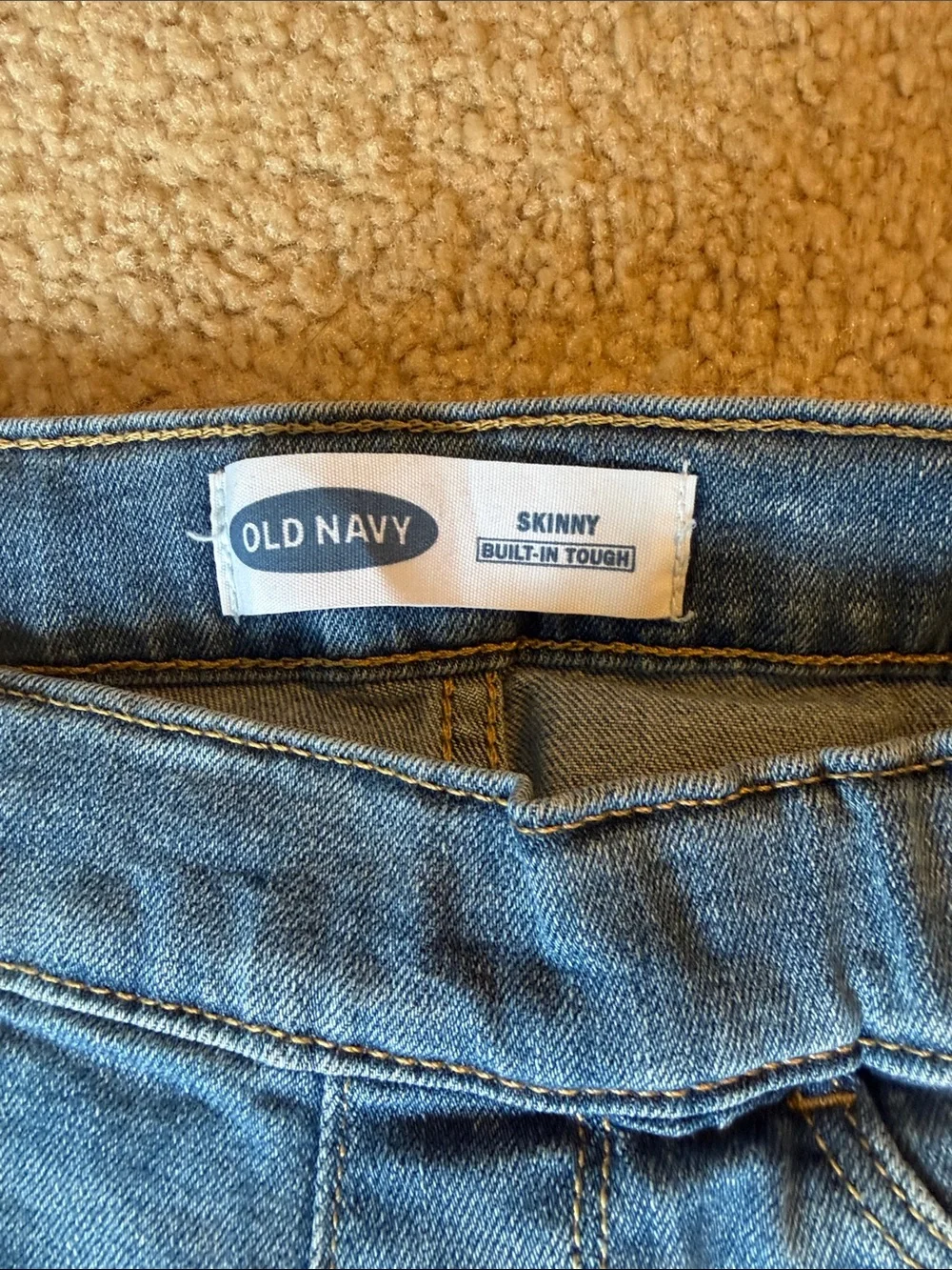 Old Navy Blue Skinny Jeans Pair with Light Knee Distress